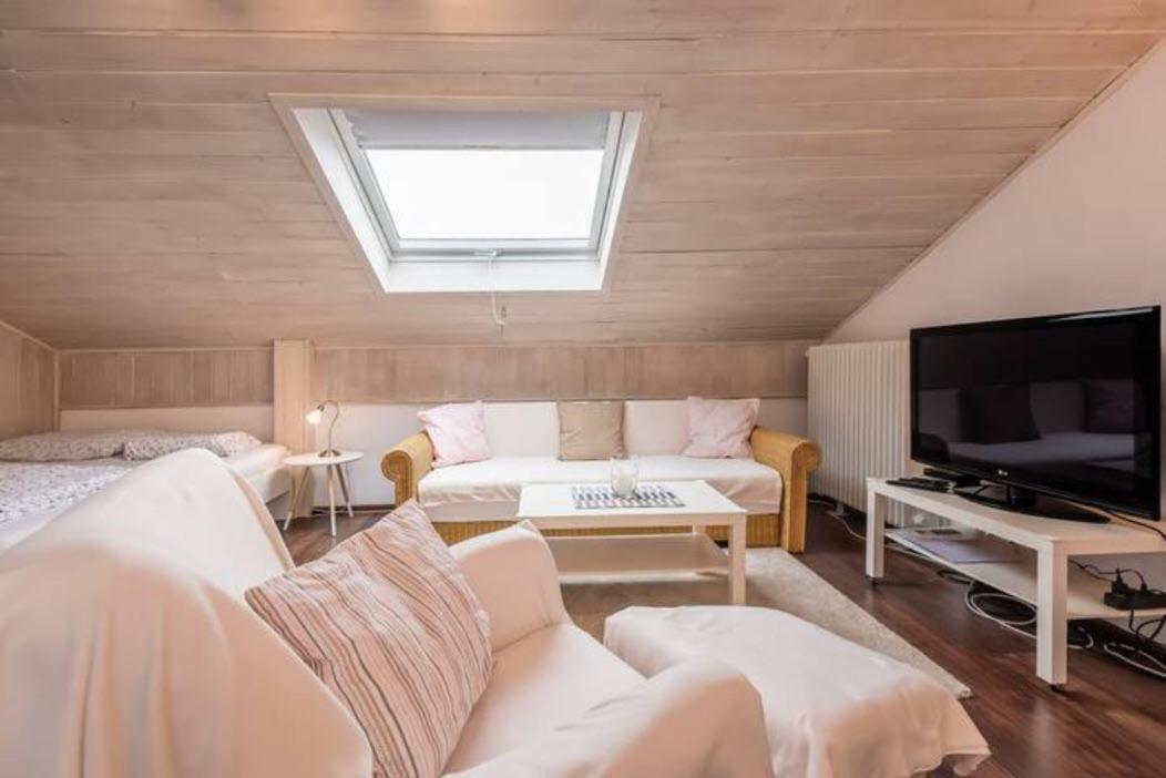 Modernes Apartment Zum Wohlfuehlen كولبرمور المظهر الخارجي الصورة